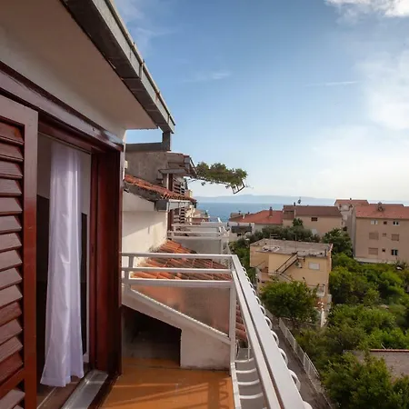 Apartmani Tina Podgora Exterior photo